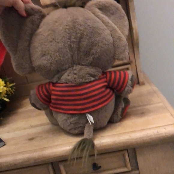 Hallmark Sweet Singin’ Elephant & Bird Plush Musical “You Are My Sunshine “ - Picture 7 of 11